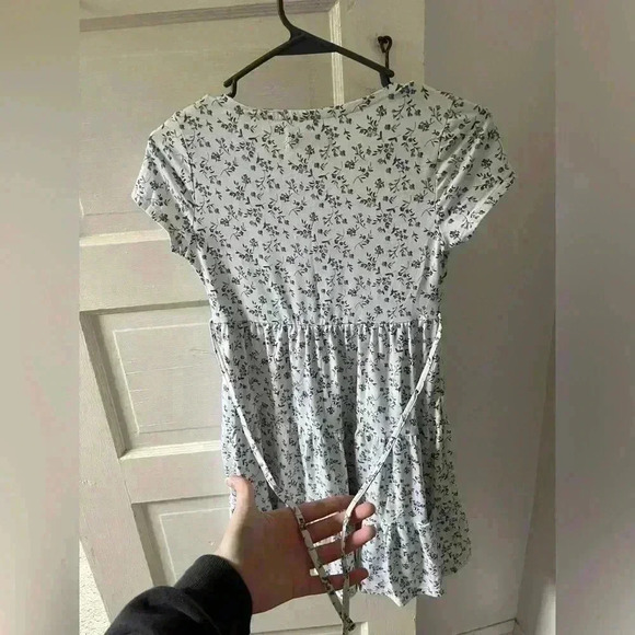 hollister floral white and blue sundress size‎ xs - Picture 5 of 6